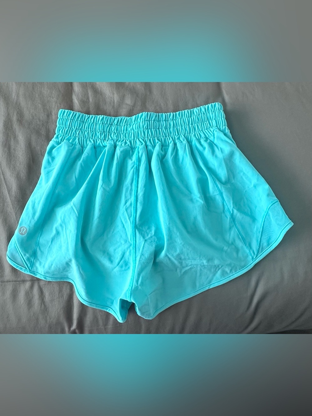 lululemon Turquoise Hotty Hot HR Short 2.5” * Lined - Picture 2 of 4